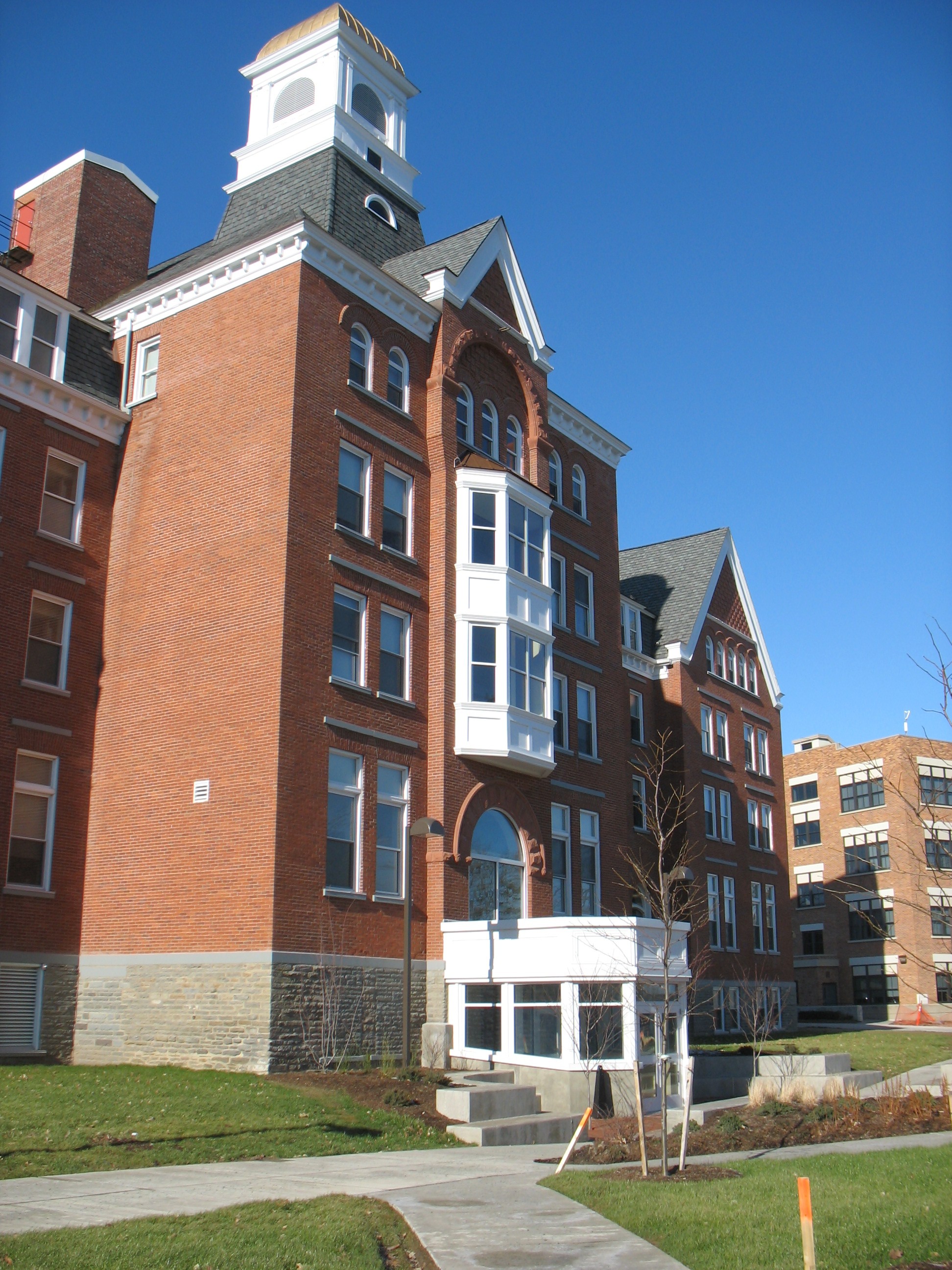 John P. Stopen Ball Hall Keuka College Project completed exterior